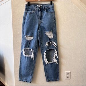 RSQ Tilly’s Baggy Distressed Ripped high waisted jeans size 26